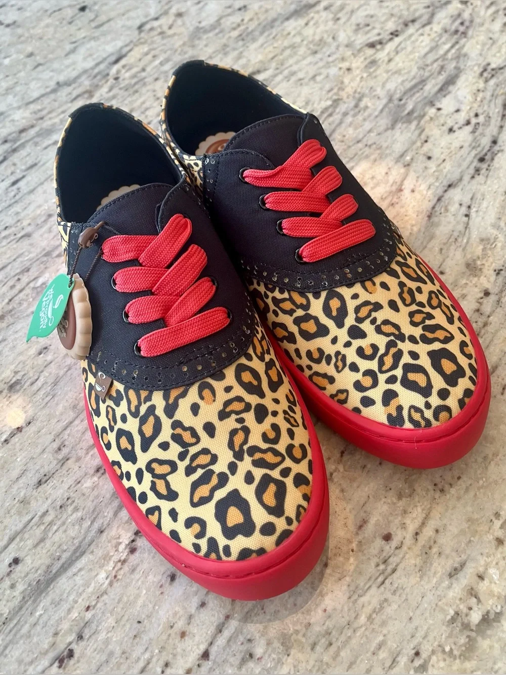 Brand new in box Hot chocolate design leopard print sneakers - Picture 6 of 10